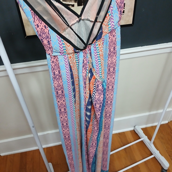 Multicolor Striped Jumpsuit - Picture 3 of 4